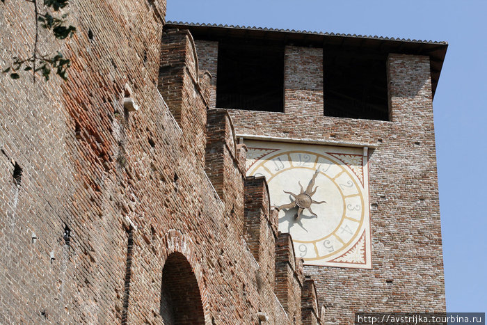 башня замка Кастельвеккио Верона, Италия