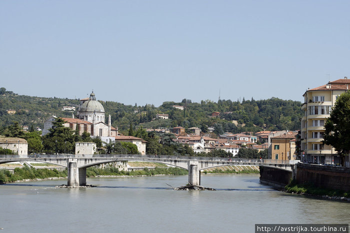 еще один мост Верона, Италия