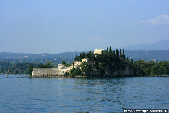 частное владение Озеро Гарда, Италия
