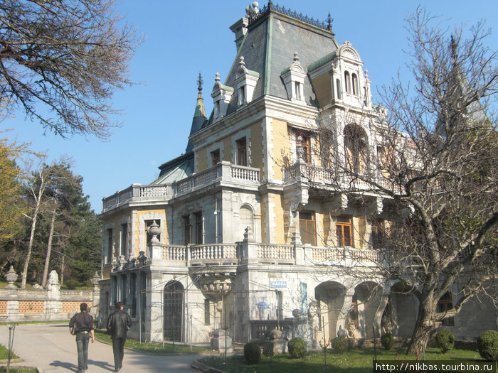 Массандровский дворец Ялта, Россия