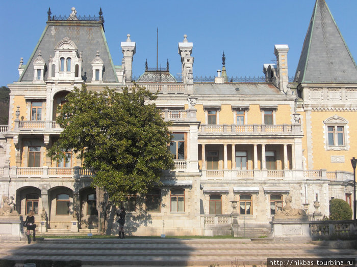 Массандровский дворец Ялта, Россия