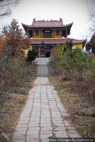 Суйфэньхэ, храм Гуаньлинь Провинция Хэйлунцзян, Китай