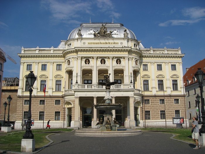 Национальный театр / Slovenske narodne divadlo