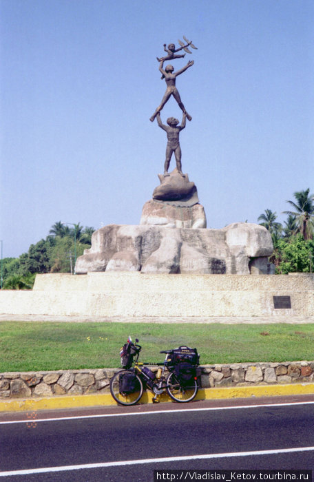 Монумент Мексика