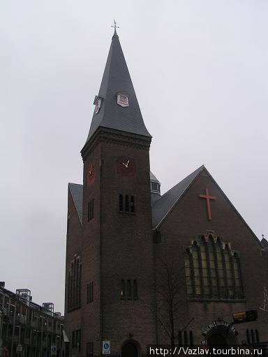 Вполне современная церковь Харлем, Нидерланды