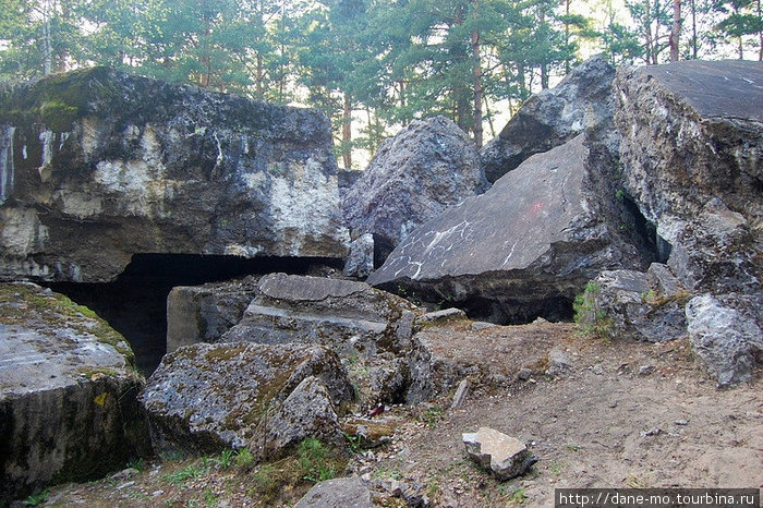 Взорванный бункер Рига, Латвия