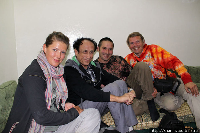 Доктор Муса и кругосветчики Хама, Сирия