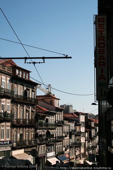 обычная улочка в Порту Порту, Португалия