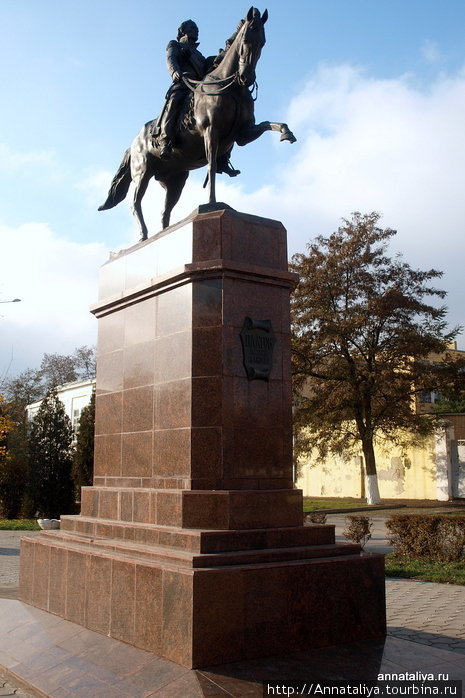 Памятник Матвею Платову. Новочеркасск, Россия