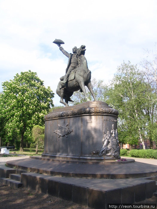 Памятник Суворову Измаил, Украина