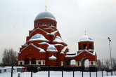 Храм Сретения Господня на углу Гражданского и Луначарского пр. построен в прошлом году.