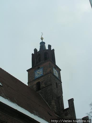 Башня с часами Бранденбург, Германия
