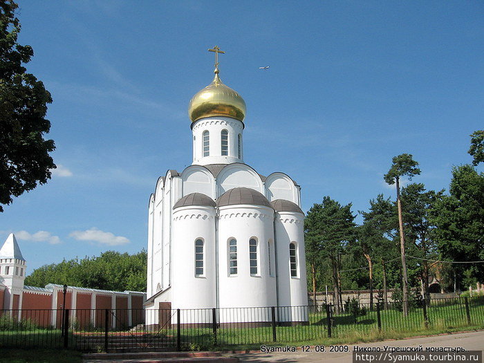 Эта церковь построена в память о погибших сотрудниках министерства юстиции. Дзержинский, Россия