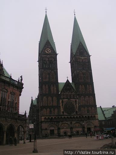 Внешний вид собора Бремен, Германия