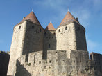 Башни Нарбонских ворот (XIII век).