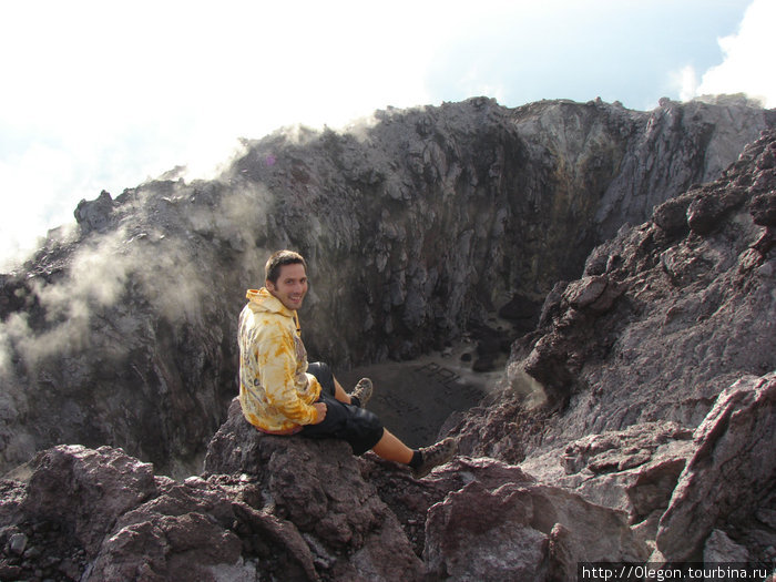 Кратер вулкана Ява, Индонезия