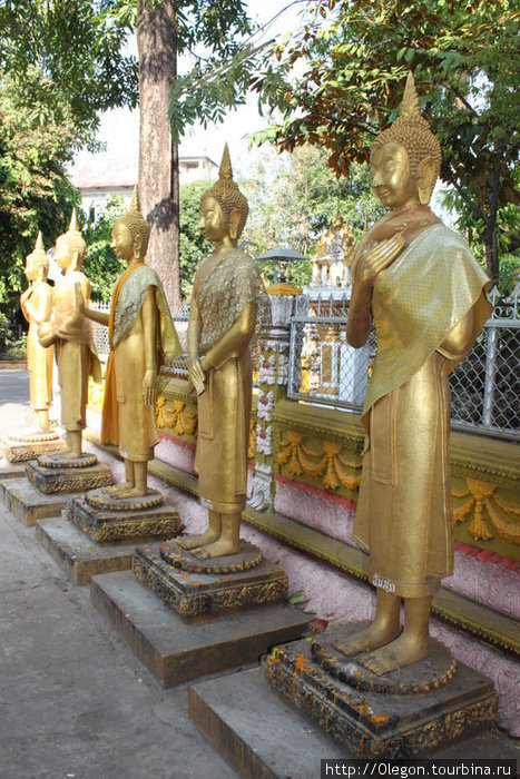 Золотые люди живут в Лаосе Вьентьян, Лаос