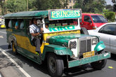 Джипни — национальный вид филиппинского общественного транспорта