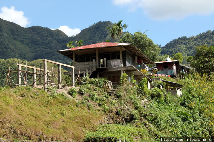 Дома на склоне Банауэ Рисовые Террасы, Филиппины