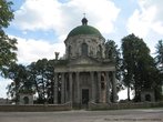 Подгорцы. Бывший костел. В настоящее время Украинская греко-католическая церковь.