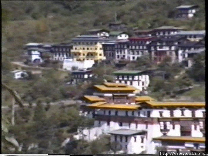 Тонгса - столица первых королей Бутана Тонгса, Бутан