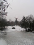 Зимний пейзаж с мельницей
