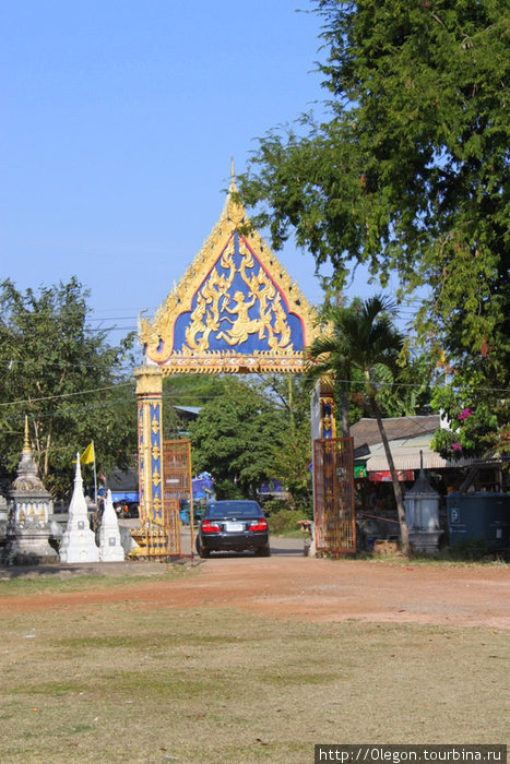 Ворота храма открыты всегда Таиланд