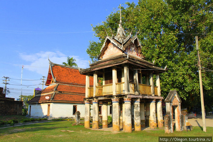 Храмовые постройки Таиланд
