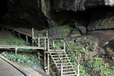Вход в Великую пещеру (с задней стороны).