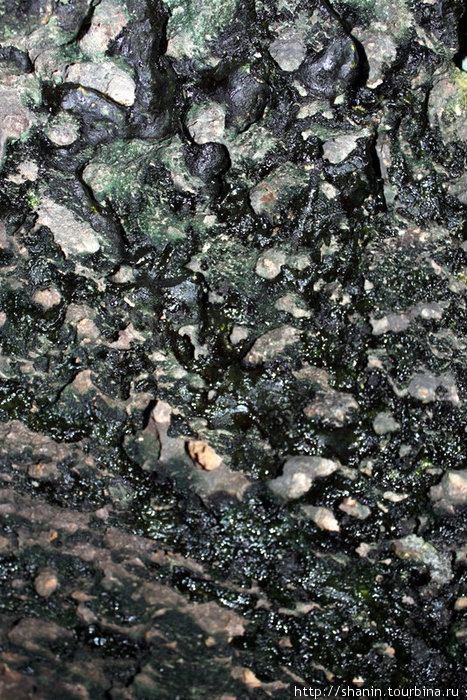 Мумиё на камнях Мири, Малайзия