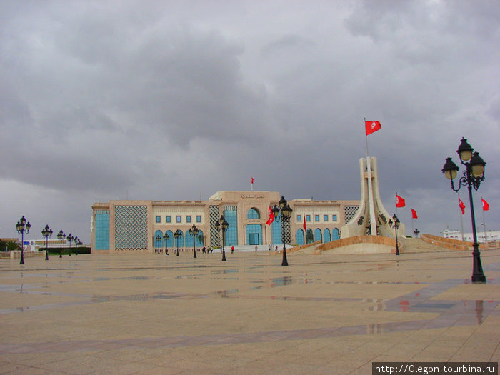 Центральная площадь Туниса Тунис, Тунис
