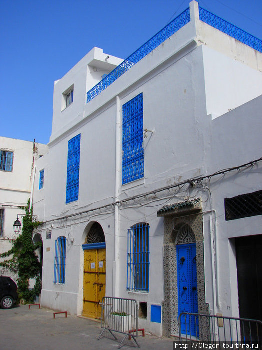Дом со стильными дверями Тунис, Тунис