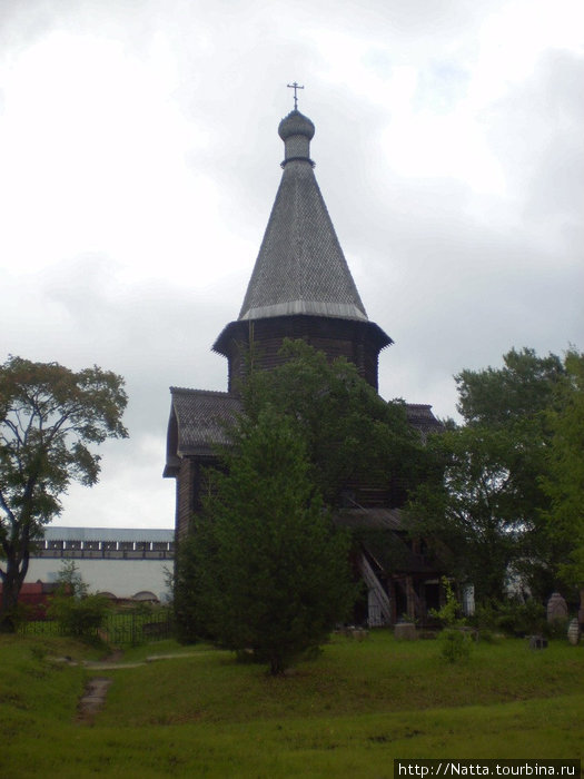 Деревянная Успенская церковь первой половины 16 века Вологда, Россия