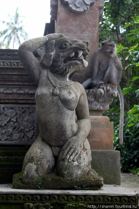 Женщина со звериной головой Убуд, Индонезия