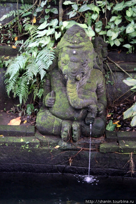 Слоноголовый индуистский бог Ганеша Убуд, Индонезия