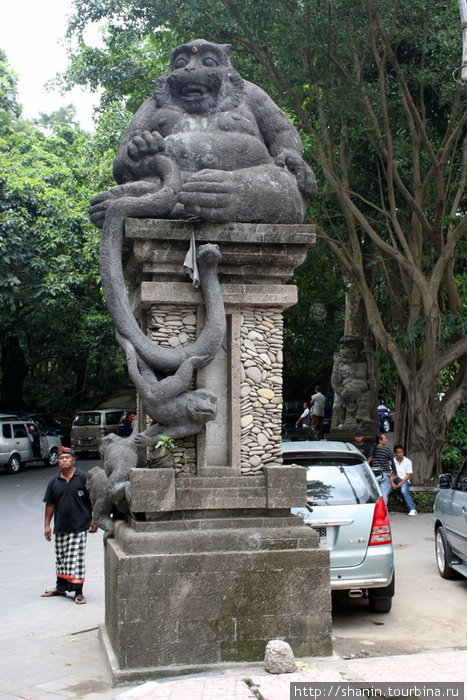 Обезьяний бог Убуд, Индонезия