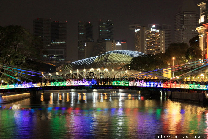 Праздничный мост Сингапур (город-государство)