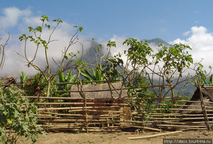 Первая деревня племени Кхму Провинция Луангпрабанг, Лаос