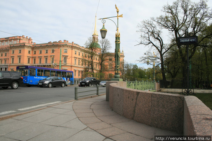 На 1-м Садовом мосту. Санкт-Петербург, Россия