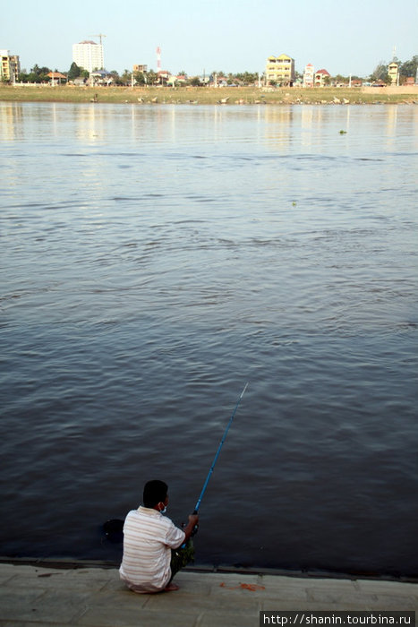 Рыбак на Меконге