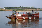 Деревянный кораблик на Меконге