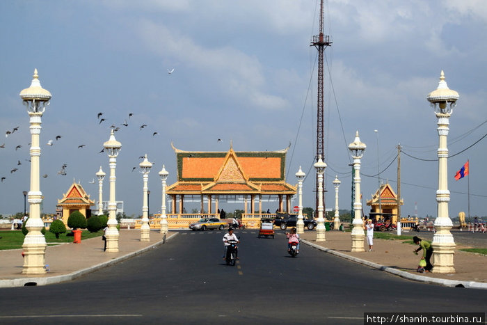 Белые фонари Пномпень, Камбоджа