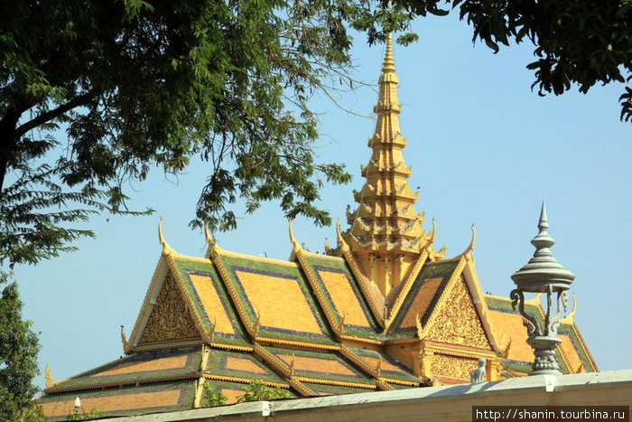 Крыша Серебряной пагоды Пномпень, Камбоджа