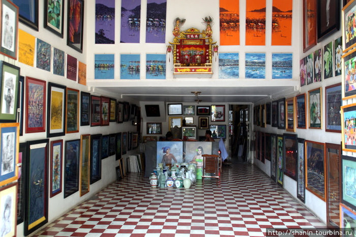 Художественный салон Пномпень, Камбоджа