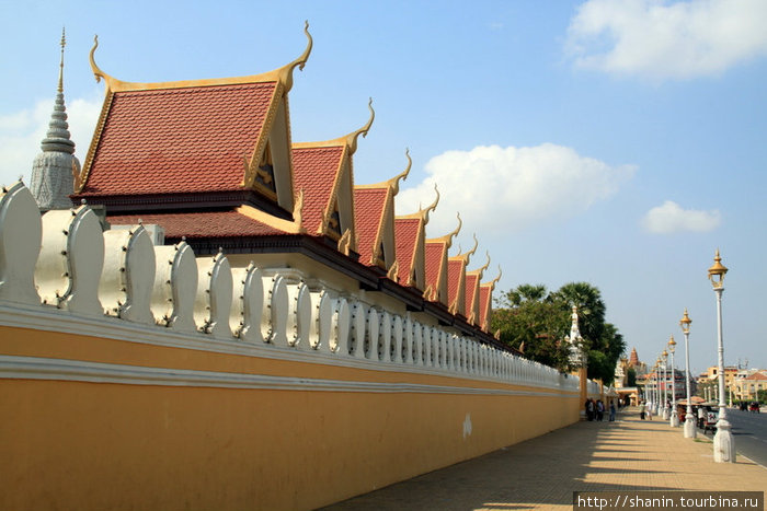 Стена Королевского дворца Пномпень, Камбоджа