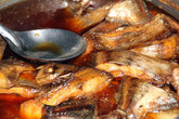 Тушеная рыба в томатном соусе