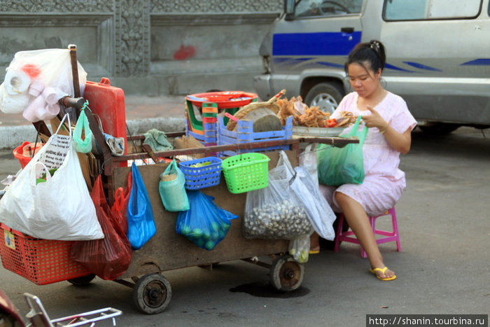 Уличная торговка Камбоджа