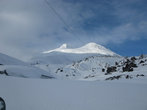 Вид на вершину Эльбруса со станции Мир