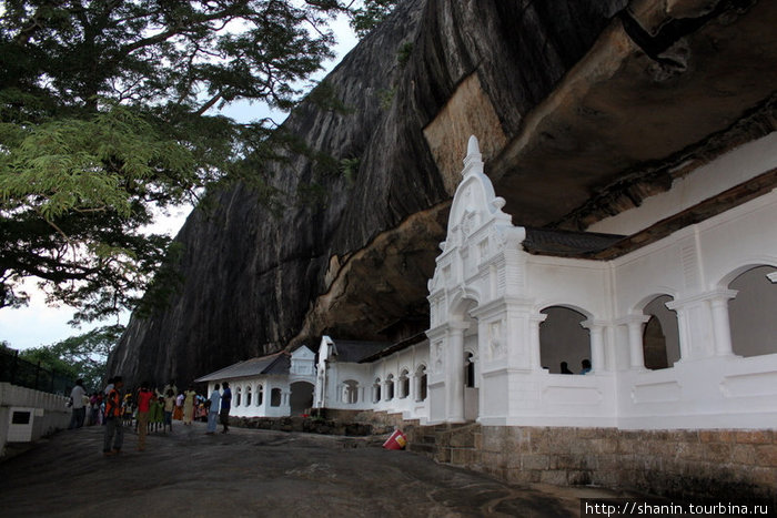 Пещеры Дамбулла, Шри-Ланка