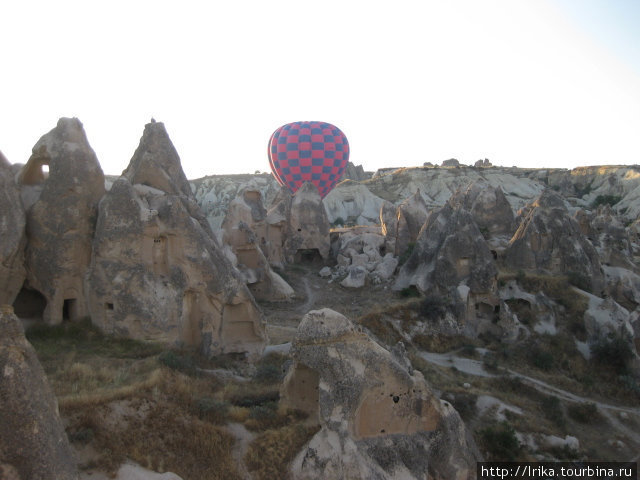 Над Каппадокией на воздушном шаре Каппадокия - Гереме Национальный Парк, Турция